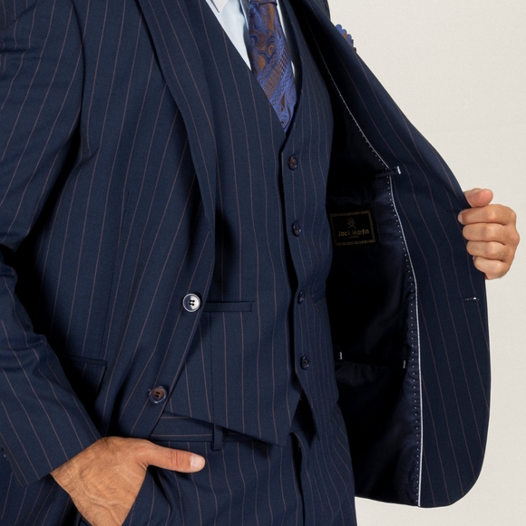 3 Piece Blue Pinstripe Suit 36R x 30W - Picture 5 of 6